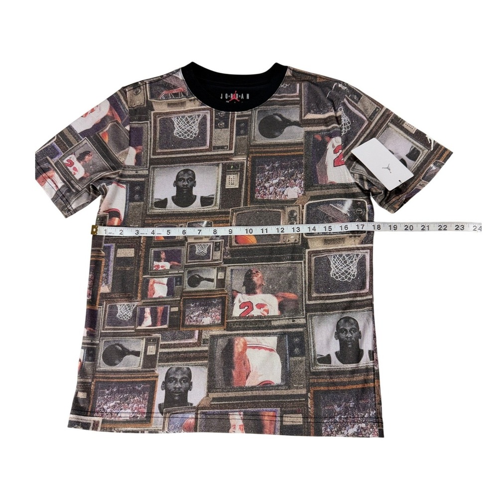 Jordan Boys Michael Jordan TV Montage Graphic T-Shirt Black Large NEW - Picture 4 of 6